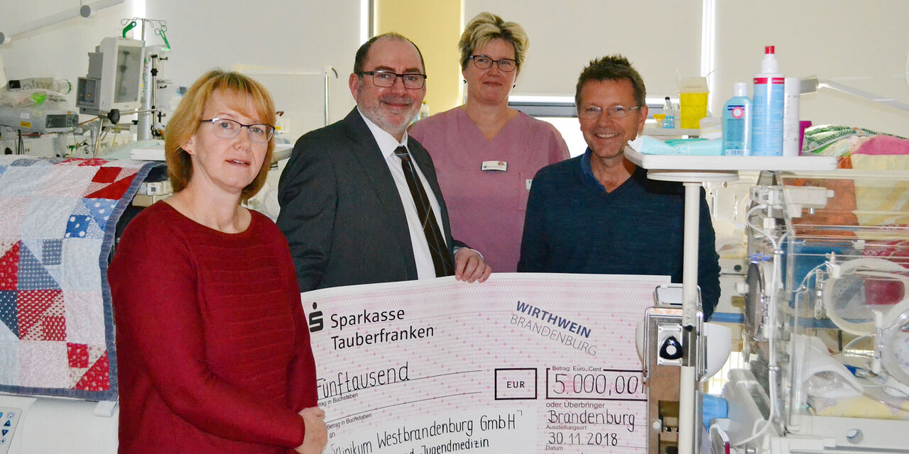 Spende an Kinderklinik in Brandenburg